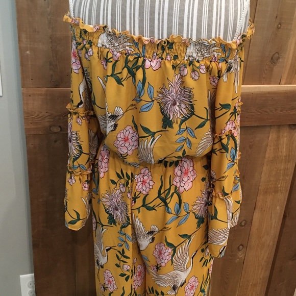 Flying Tomato Romper Size Large EUC Mustard Birds - Picture 7 of 8